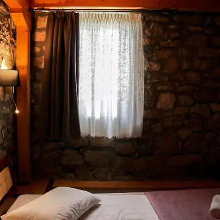 Anastasia's Willa Lazaráta